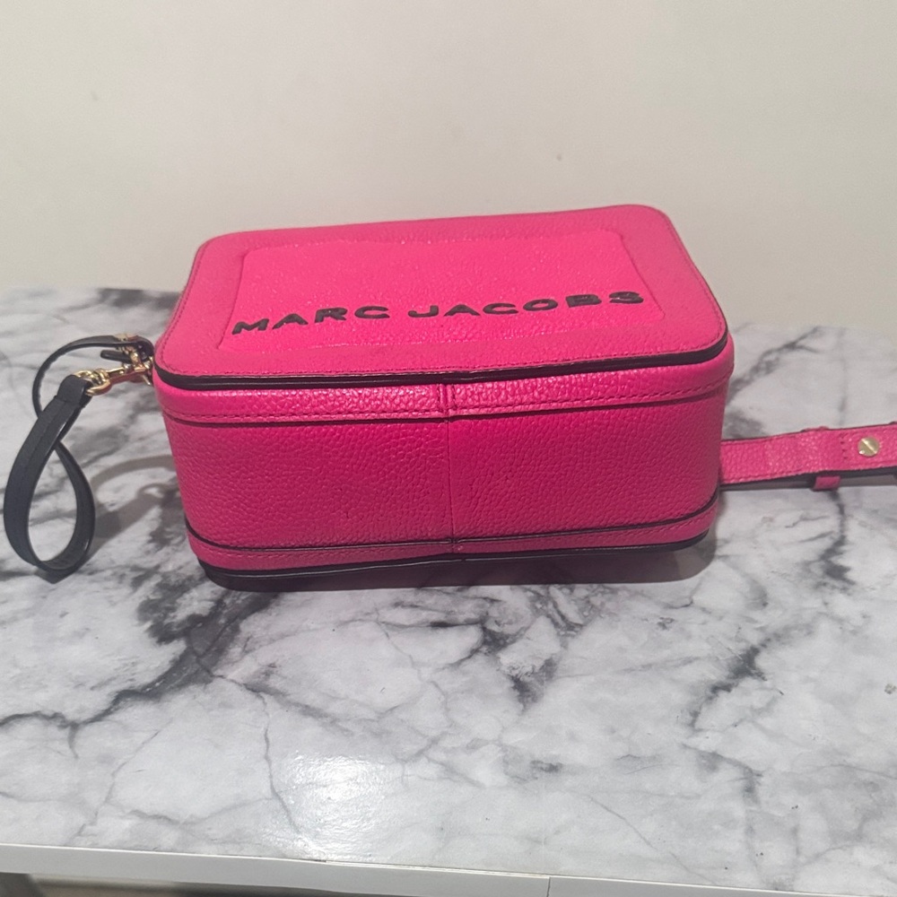 Marc Jacobs Fuchsia Crossbody Bag - Picture 3 of 4